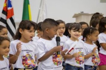 Foto - Formatura e Festa do Livro Escolas Municipais