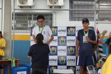 Foto - Torneio de Atletismo entres as APAES do Vale do Ribeira foi realizado no Centro de Eventos em Cajati