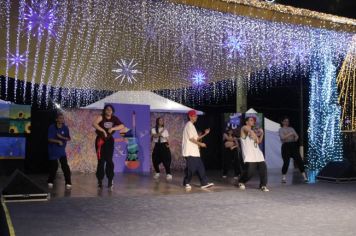 Foto - ABERTURA OFICIAL DO NATAL ENCANTADO ACONTECEU NA NOITE DESTE SÁBADO (7/12)