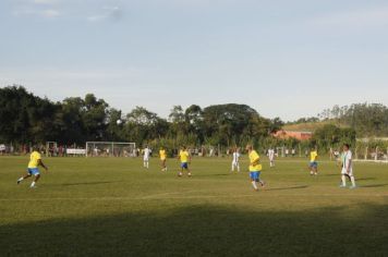 Foto - JOGO COMEMORATIVO COM EX-CRAQUES DA SELEÇÃO BRASILEIRA- CAJATI, 31 ANOS