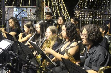 Foto - ABERTURA OFICIAL DO NATAL ENCANTADO ACONTECEU NA NOITE DESTE SÁBADO (7/12)