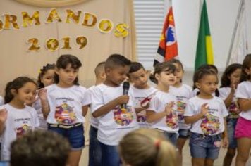 Foto - Formatura e Festa do Livro Escolas Municipais