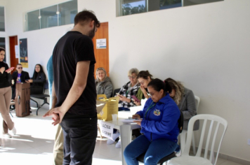 Foto - JUNHO VIOLETA 2025