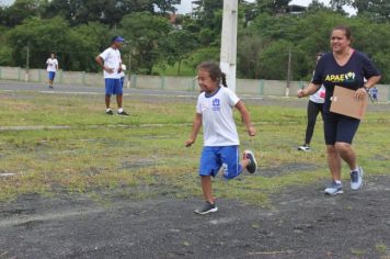 Foto - Torneio de Atletismo entres as APAES do Vale do Ribeira foi realizado no Centro de Eventos em Cajati