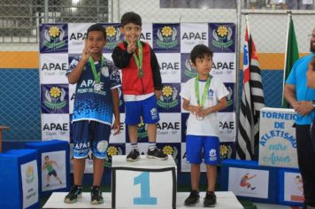 Foto - Torneio de Atletismo entres as APAES do Vale do Ribeira foi realizado no Centro de Eventos em Cajati