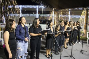 Foto - ABERTURA OFICIAL DO NATAL ENCANTADO ACONTECEU NA NOITE DESTE SÁBADO (7/12)