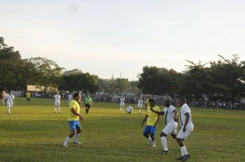 Foto - JOGO COMEMORATIVO COM EX-CRAQUES DA SELEÇÃO BRASILEIRA- CAJATI, 31 ANOS