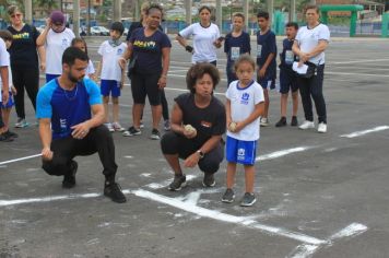 Foto - Torneio de Atletismo entres as APAES do Vale do Ribeira foi realizado no Centro de Eventos em Cajati