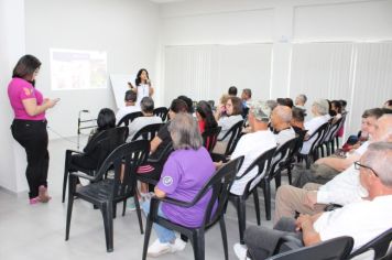 Foto - CREAS REALIZA CAMPANHA JUNHO VIOLETA EM CAJATI