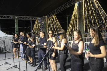 Foto - ABERTURA OFICIAL DO NATAL ENCANTADO ACONTECEU NA NOITE DESTE SÁBADO (7/12)