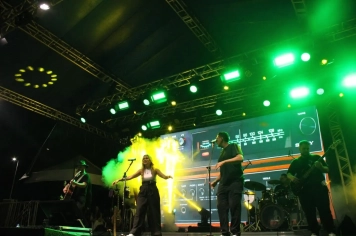 Foto - Show com Cíntia Férsi