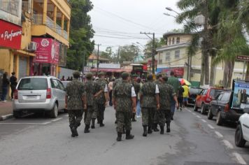 Foto - 1ª Caminhada pela Inclusão Cordão de Girassol 