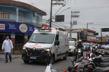 Foto - 1ª Caminhada pela Inclusão Cordão de Girassol 