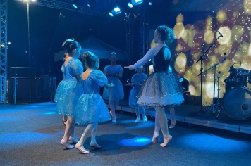 Foto - Espetáculo Ballet Arabesco 