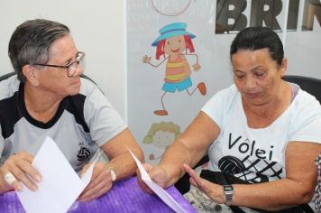 Foto - CREAS REALIZA CAMPANHA JUNHO VIOLETA EM CAJATI