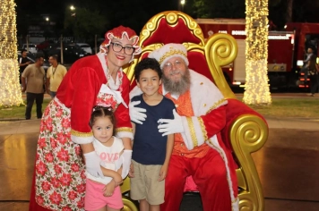 Foto - Chegada do Papai e Mamãe Noel em Cajati 