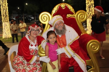 Foto - Chegada do Papai e Mamãe Noel em Cajati 