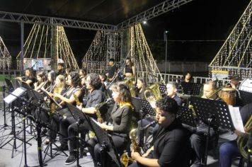 Foto - ABERTURA OFICIAL DO NATAL ENCANTADO ACONTECEU NA NOITE DESTE SÁBADO (7/12)