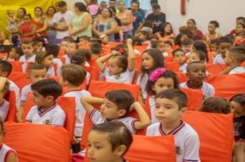 Foto - Formatura e Festa do Livro Escolas Municipais