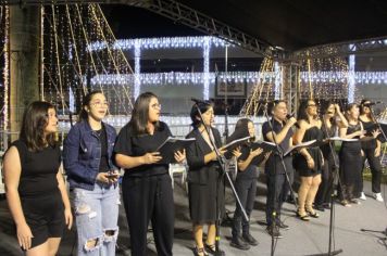 Foto - ABERTURA OFICIAL DO NATAL ENCANTADO ACONTECEU NA NOITE DESTE SÁBADO (7/12)