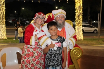 Foto - Chegada do Papai e Mamãe Noel em Cajati 
