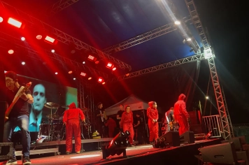 Foto - Show do violinista Simão Wolf 