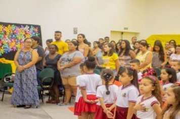 Foto - Formatura e Festa do Livro Escolas Municipais