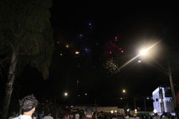 Foto - Réveillon com a Banda Origins e fogos de artifícios sem estampido marcaram a virada do ano em Cajati