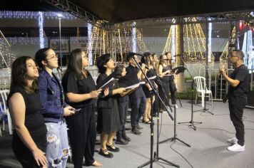 Foto - ABERTURA OFICIAL DO NATAL ENCANTADO ACONTECEU NA NOITE DESTE SÁBADO (7/12)