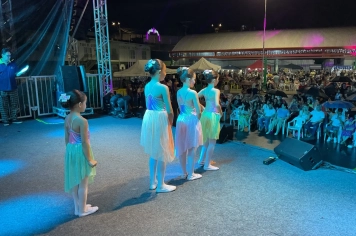 Foto - Espetáculo Ballet Arabesco 