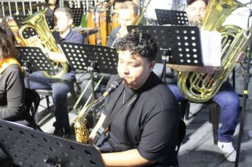 Foto - ABERTURA OFICIAL DO NATAL ENCANTADO ACONTECEU NA NOITE DESTE SÁBADO (7/12)