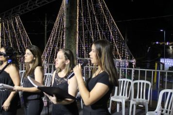 Foto - ABERTURA OFICIAL DO NATAL ENCANTADO ACONTECEU NA NOITE DESTE SÁBADO (7/12)