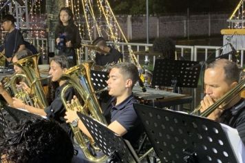 Foto - ABERTURA OFICIAL DO NATAL ENCANTADO ACONTECEU NA NOITE DESTE SÁBADO (7/12)