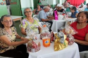 Foto - Encerramento CRAS Central Idosos