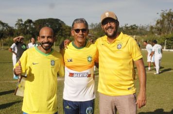 Foto - JOGO COMEMORATIVO COM EX-CRAQUES DA SELEÇÃO BRASILEIRA- CAJATI, 31 ANOS