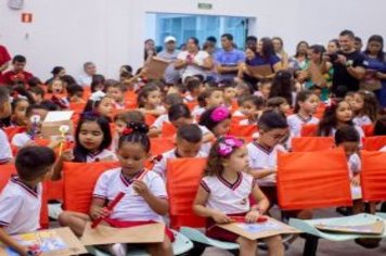 Foto - Formatura e Festa do Livro Escolas Municipais