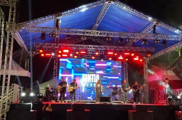 Foto - Show com Cíntia Férsi