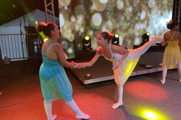 Foto - Espetáculo Ballet Arabesco 