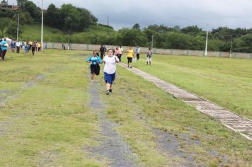 Foto - Torneio de Atletismo entres as APAES do Vale do Ribeira foi realizado no Centro de Eventos em Cajati