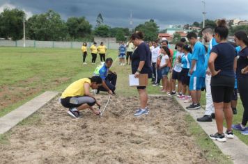 Foto - Torneio de Atletismo entres as APAES do Vale do Ribeira foi realizado no Centro de Eventos em Cajati