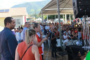 Foto - Inauguração do Empreendimento Cajati D- 65 casas e entrega de 280 títulos de Regularização Fundiária