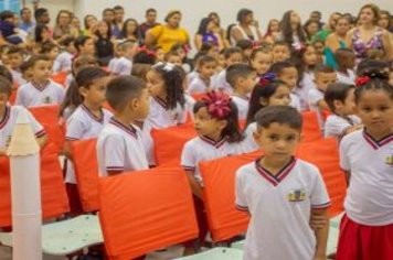 Foto - Formatura e Festa do Livro Escolas Municipais