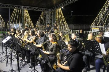 Foto - ABERTURA OFICIAL DO NATAL ENCANTADO ACONTECEU NA NOITE DESTE SÁBADO (7/12)