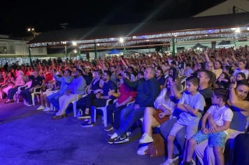 Foto - Show do violinista Simão Wolf 