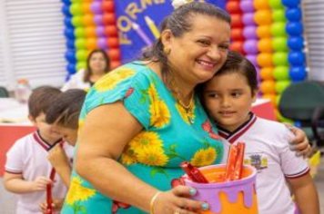 Foto - Formatura e Festa do Livro Escolas Municipais