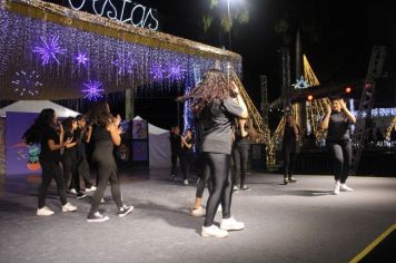 Foto - ABERTURA OFICIAL DO NATAL ENCANTADO ACONTECEU NA NOITE DESTE SÁBADO (7/12)