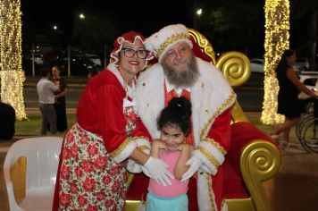 Foto - Chegada do Papai e Mamãe Noel em Cajati 