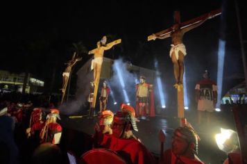 Foto - PAIXÃO DE CRISTO EMOCIONA CERCA DE 1500 MIL PESSOAS NA PRAÇA DA BÍBLIA