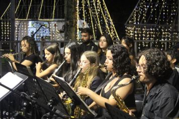 Foto - ABERTURA OFICIAL DO NATAL ENCANTADO ACONTECEU NA NOITE DESTE SÁBADO (7/12)