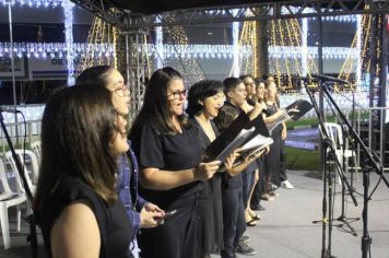 Foto - ABERTURA OFICIAL DO NATAL ENCANTADO ACONTECEU NA NOITE DESTE SÁBADO (7/12)